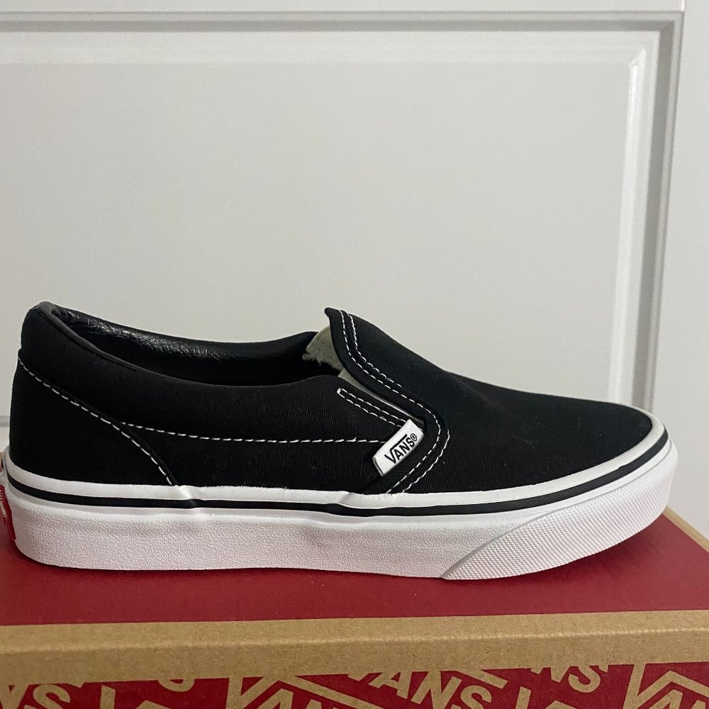 Vans classic slip-on shoes